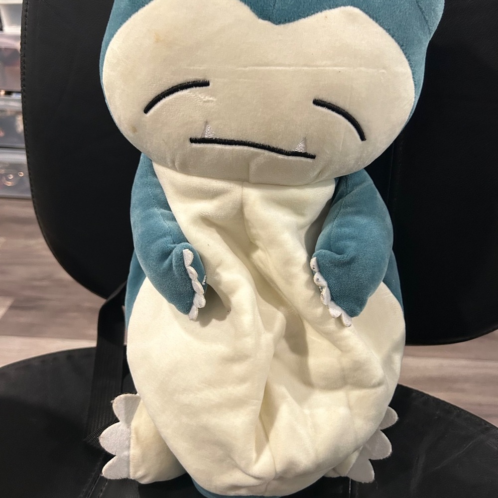 Pokémon Snorlax  Plush backpack Blue and Cream please see top of head